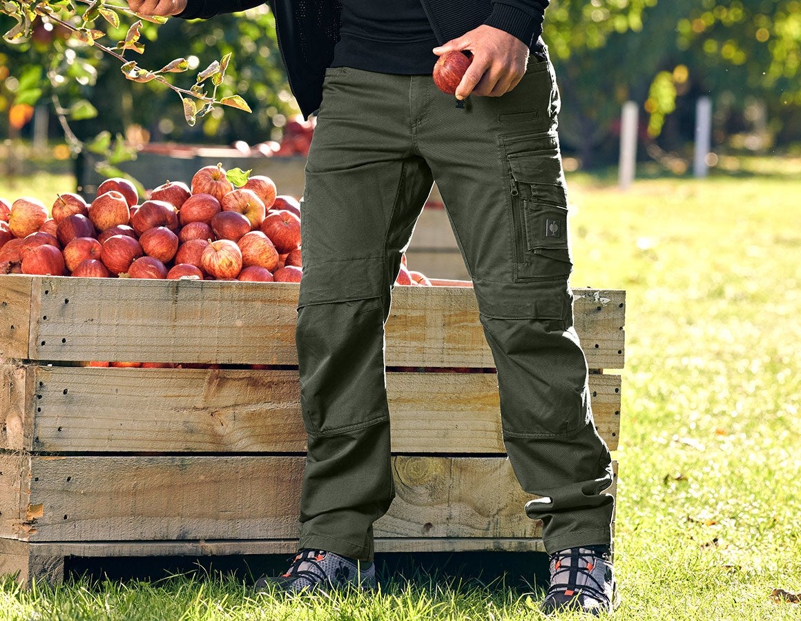 Main action image Trousers e.s.motion ten disguisegreen