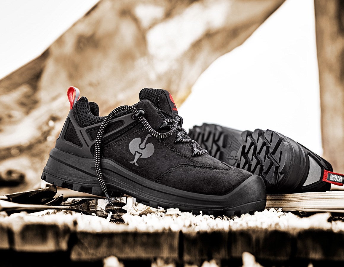 Main action image S3 Safety boots e.s. Kasanka low black