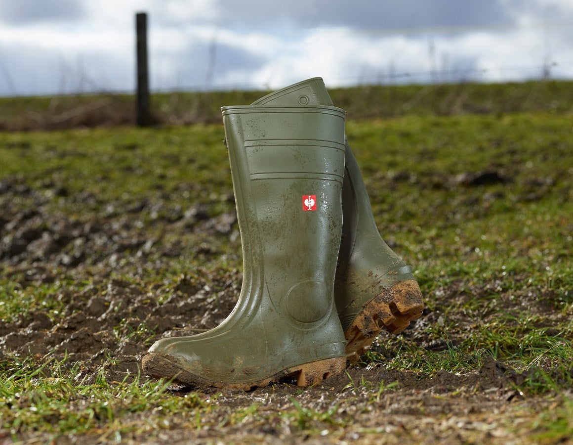 Main action image S5 Safety boots Farmer olive