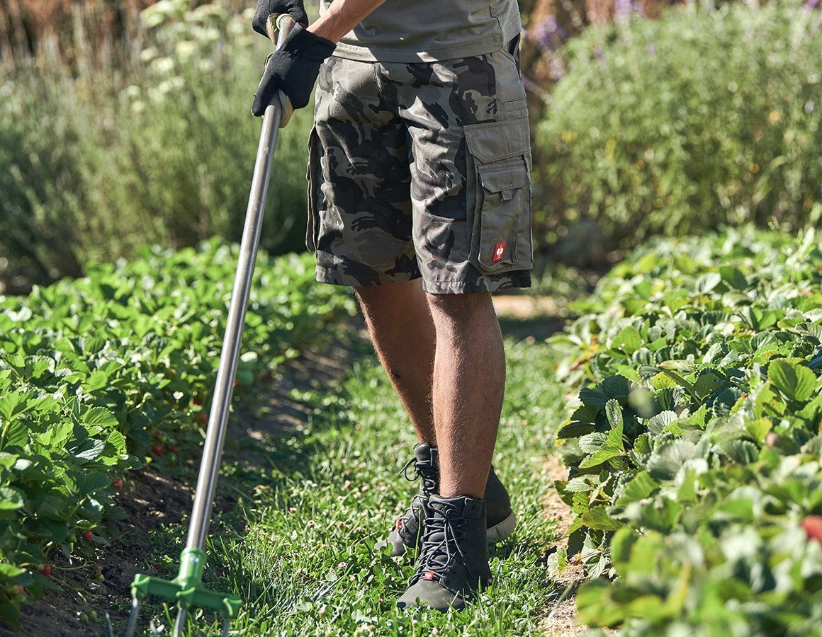 Main action image Shorts e.s.camouflage camouflage stonegrey