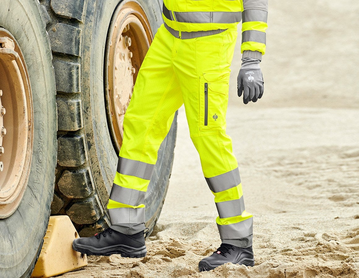 Main action image High-vis cargo trousers e.s.concrete high-vis yellow/pearlgrey
