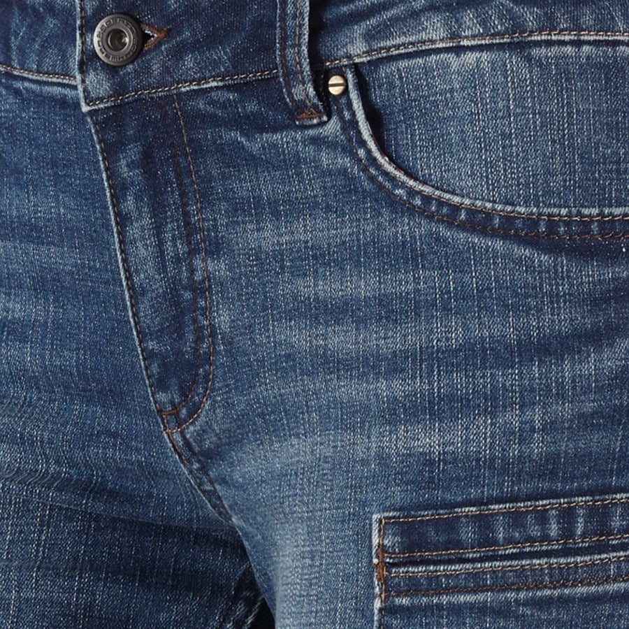 Detailed image e.s. 7-pocket jeans shorts, ladies' stonewashed